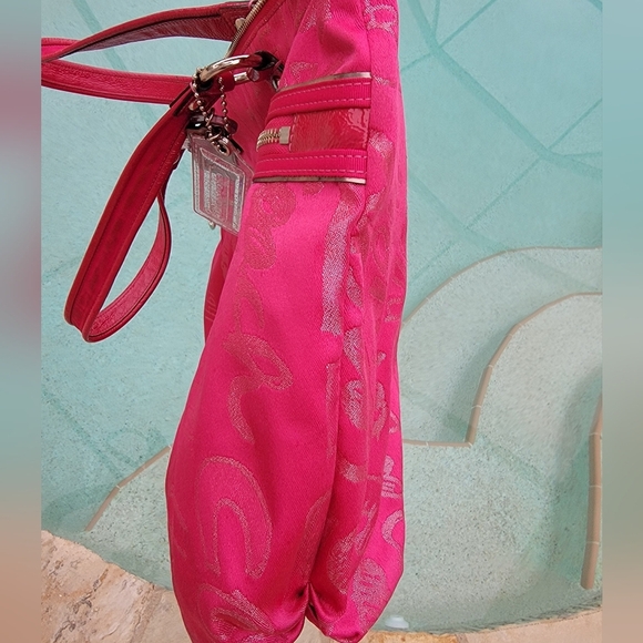 Coach Poppy Storypatch Hot Pink Glam Limited Edition Tote - Picture 14 of 15